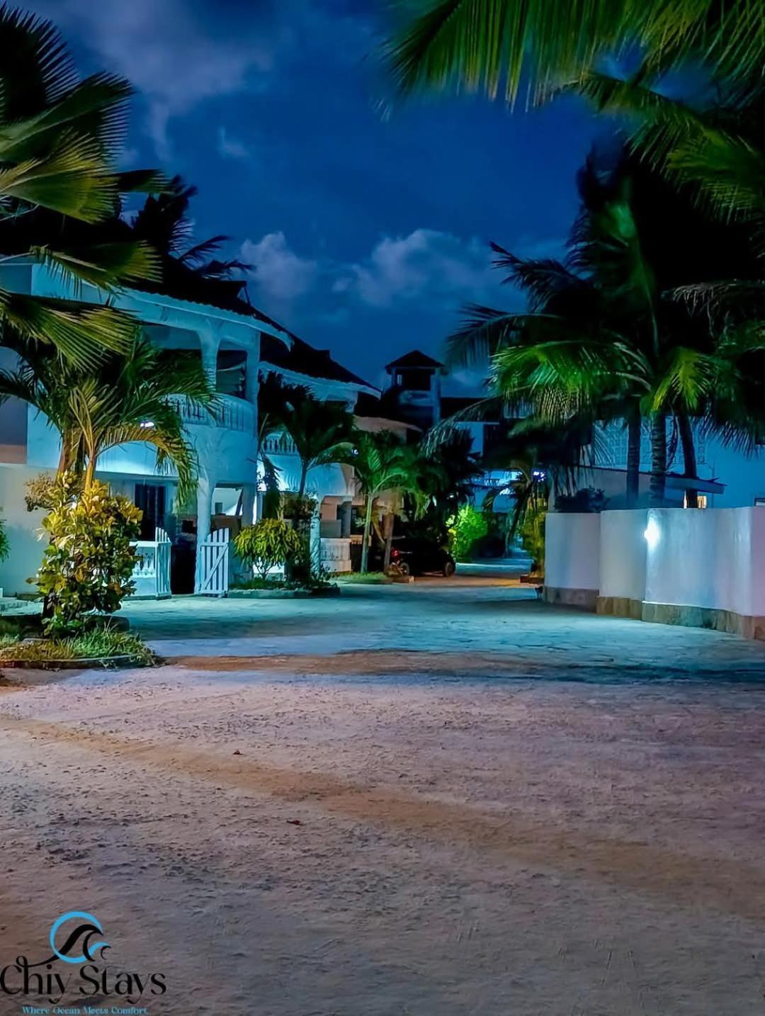 Chiy Stays Galu Exterior photo